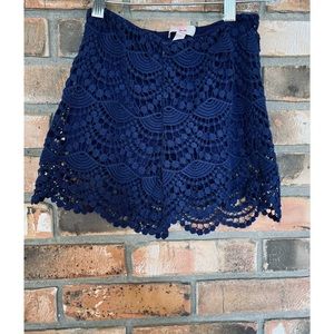 GB Girls Navy Lined Crochet Shorts Size Small